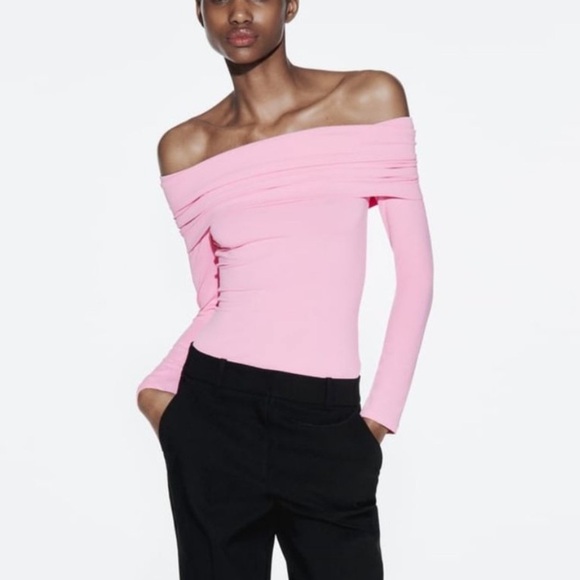 Zara Off Shoulder Long Sleeve Top - Picture 2 of 6